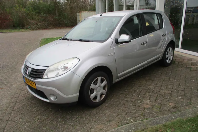 Dacia Sandero (2011)