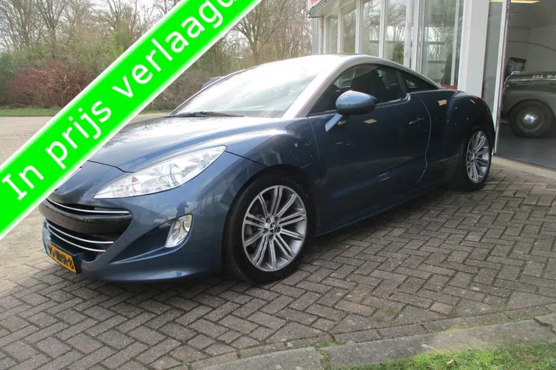 Peugeot RCZ (2010)