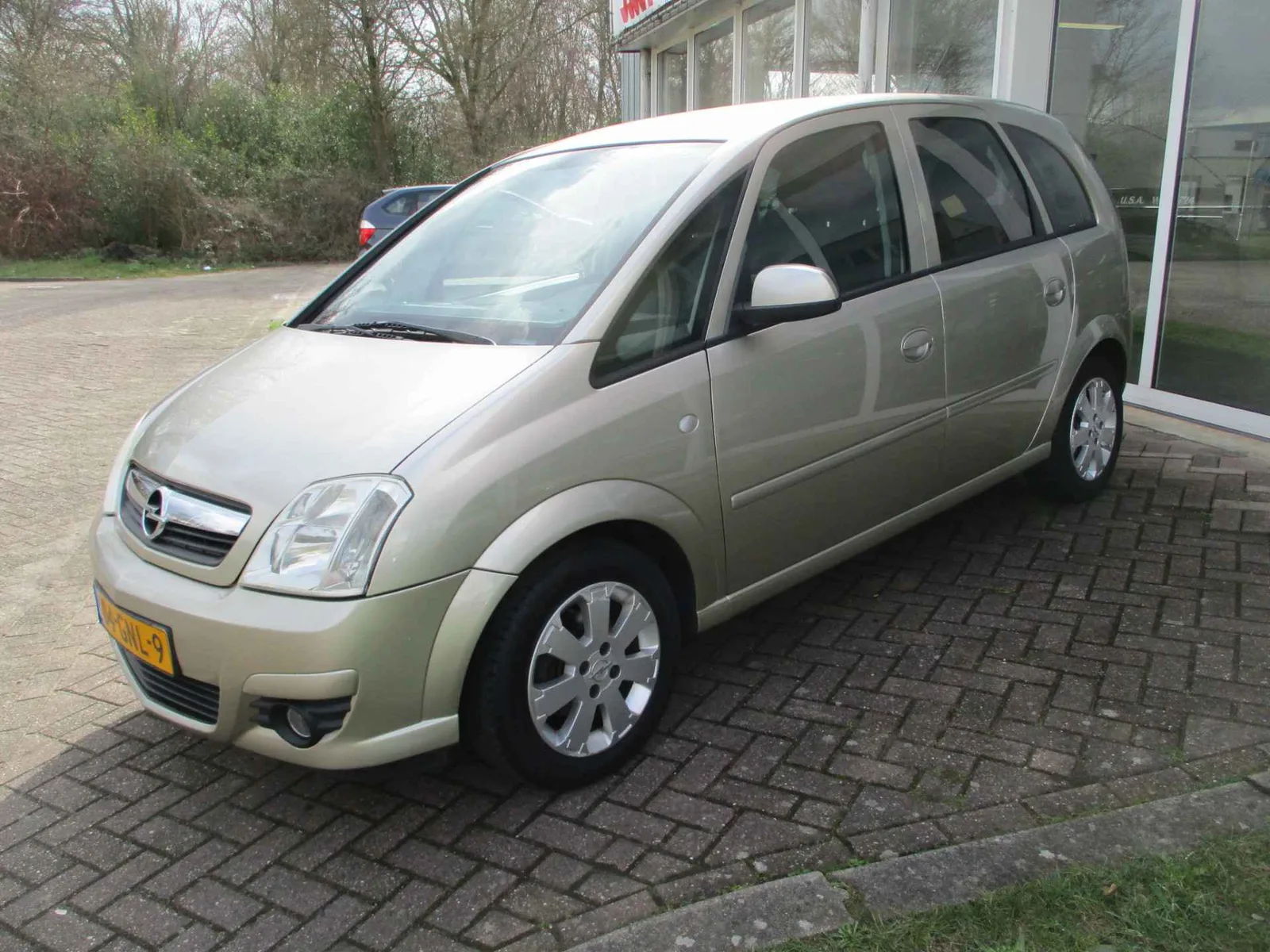 Opel Meriva (2008) — foto 1