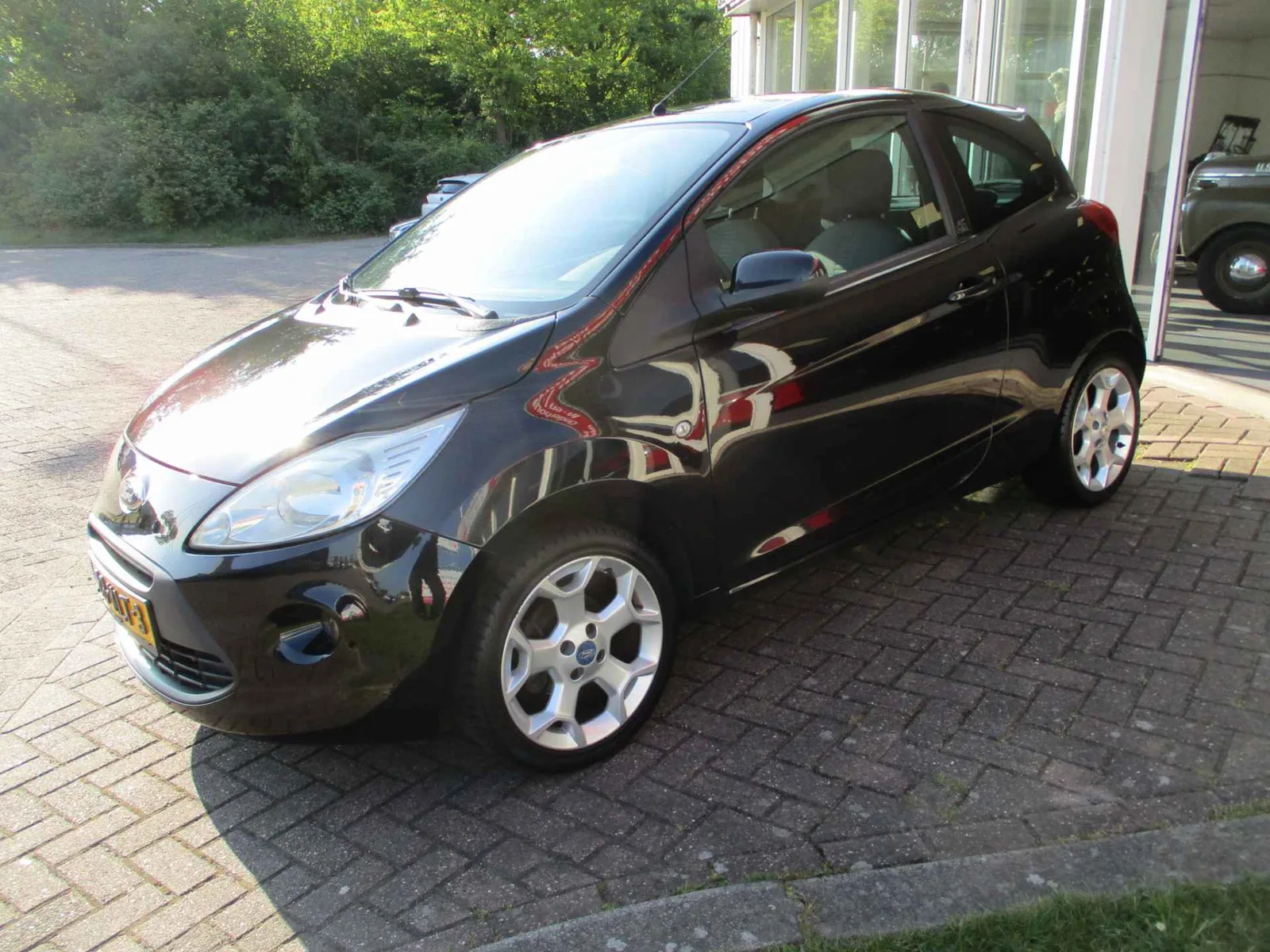 Ford Ka (2010) — foto 1