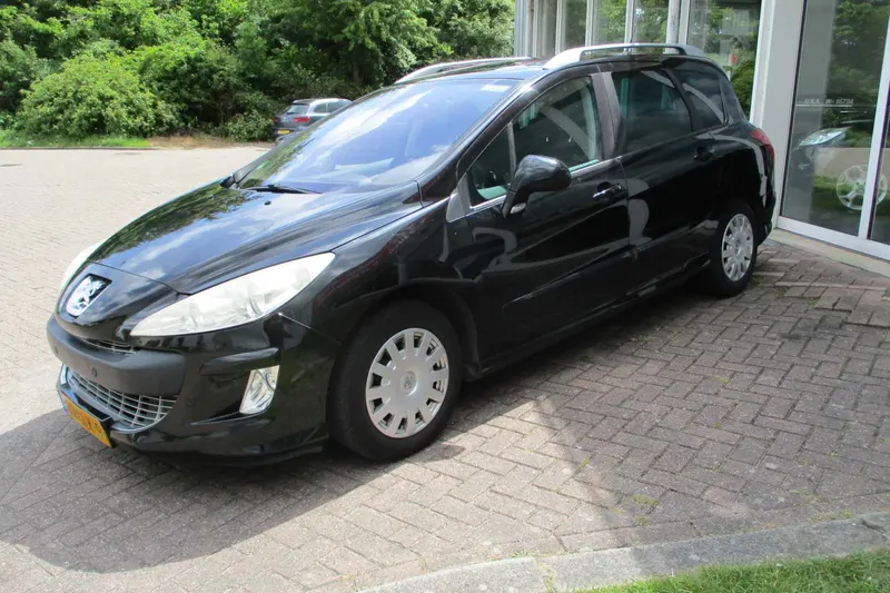 Peugeot 308 (2008)