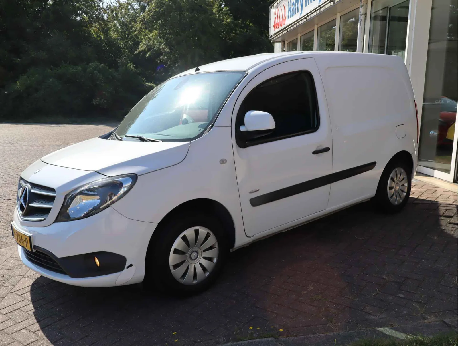Mercedes-Benz Citan (2015) — foto 1