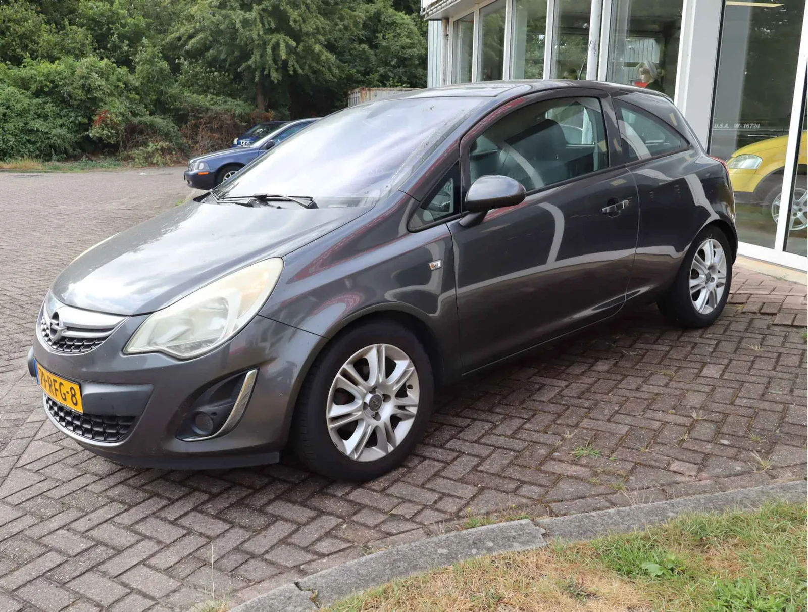 Opel Corsa (2011) — foto 1