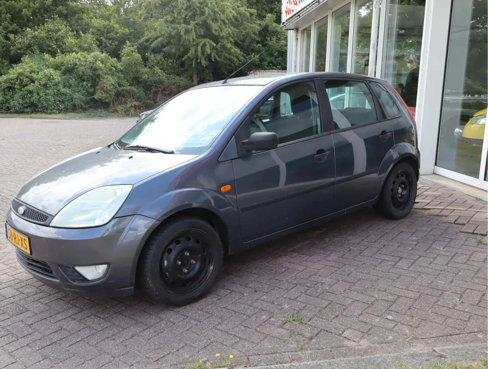 Ford Fiesta (2005) — foto 1