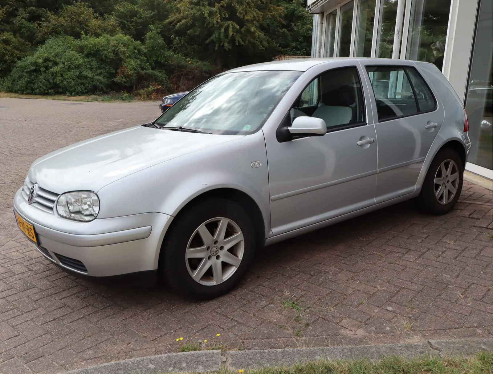 Volkswagen Golf (2004) — foto 1