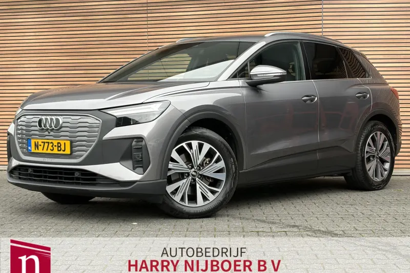 Audi Q4 e-tron (2021)
