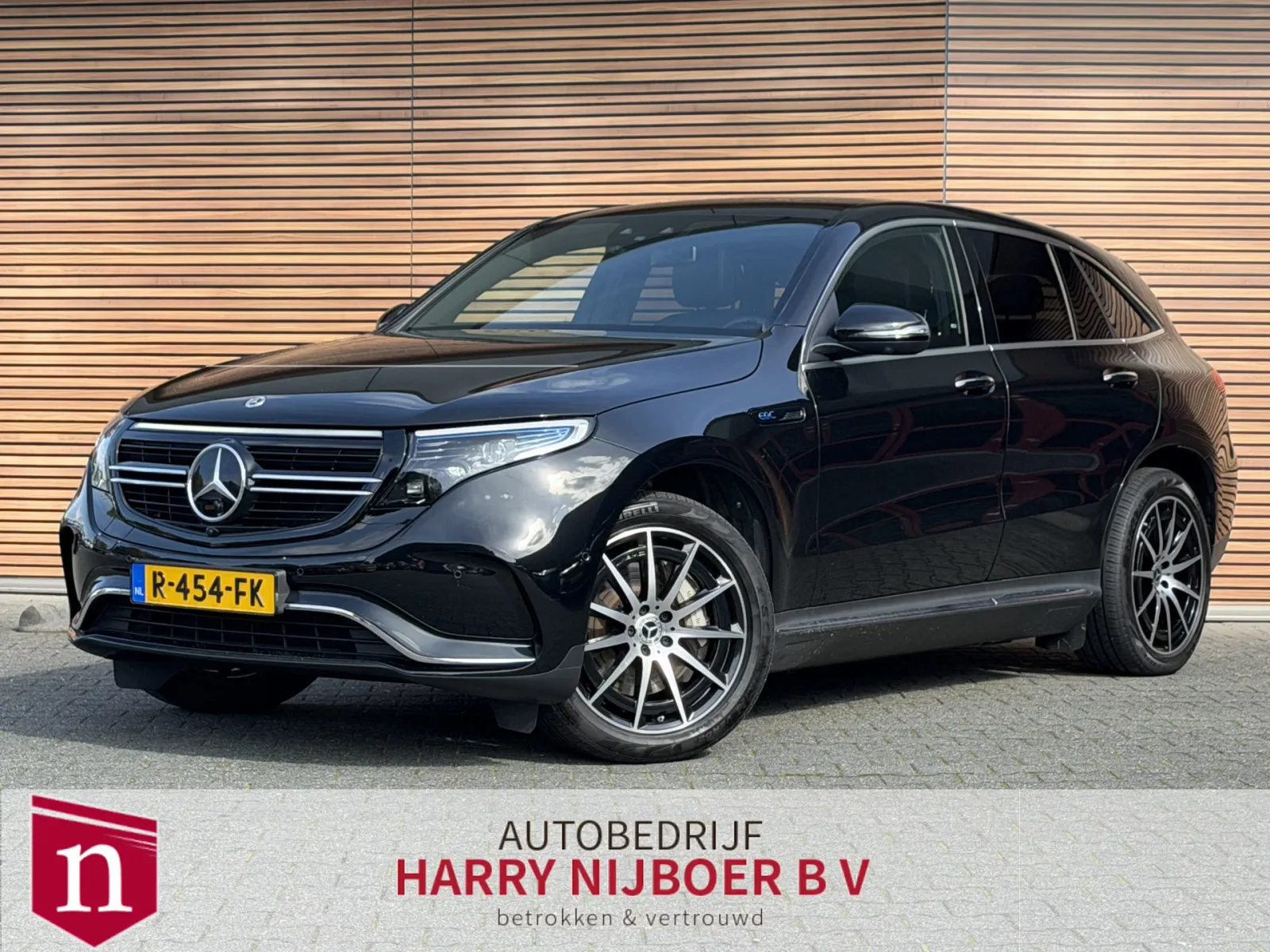 Mercedes-Benz EQC (2022) — foto 1