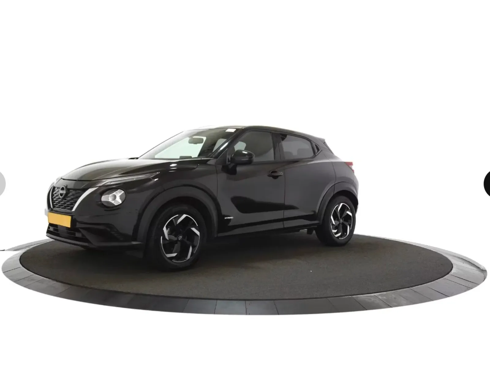 Nissan Juke (2023) — foto 1