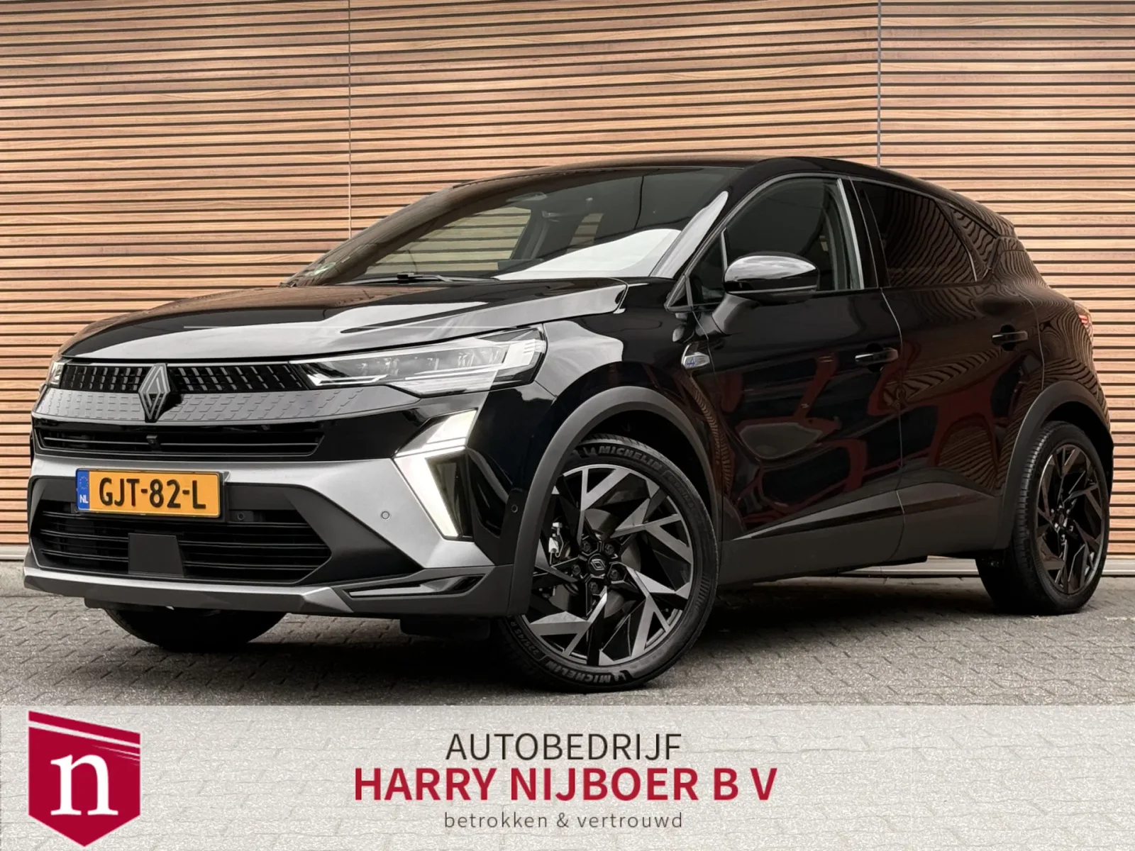Renault Captur (2024) — foto 1
