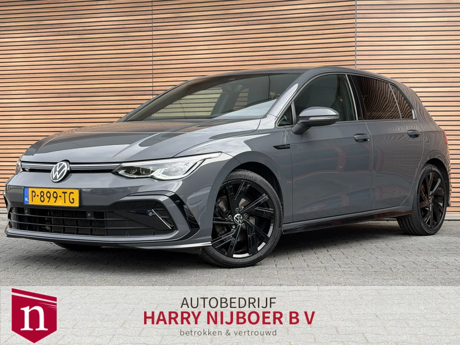 Volkswagen Golf (2022) — foto 1