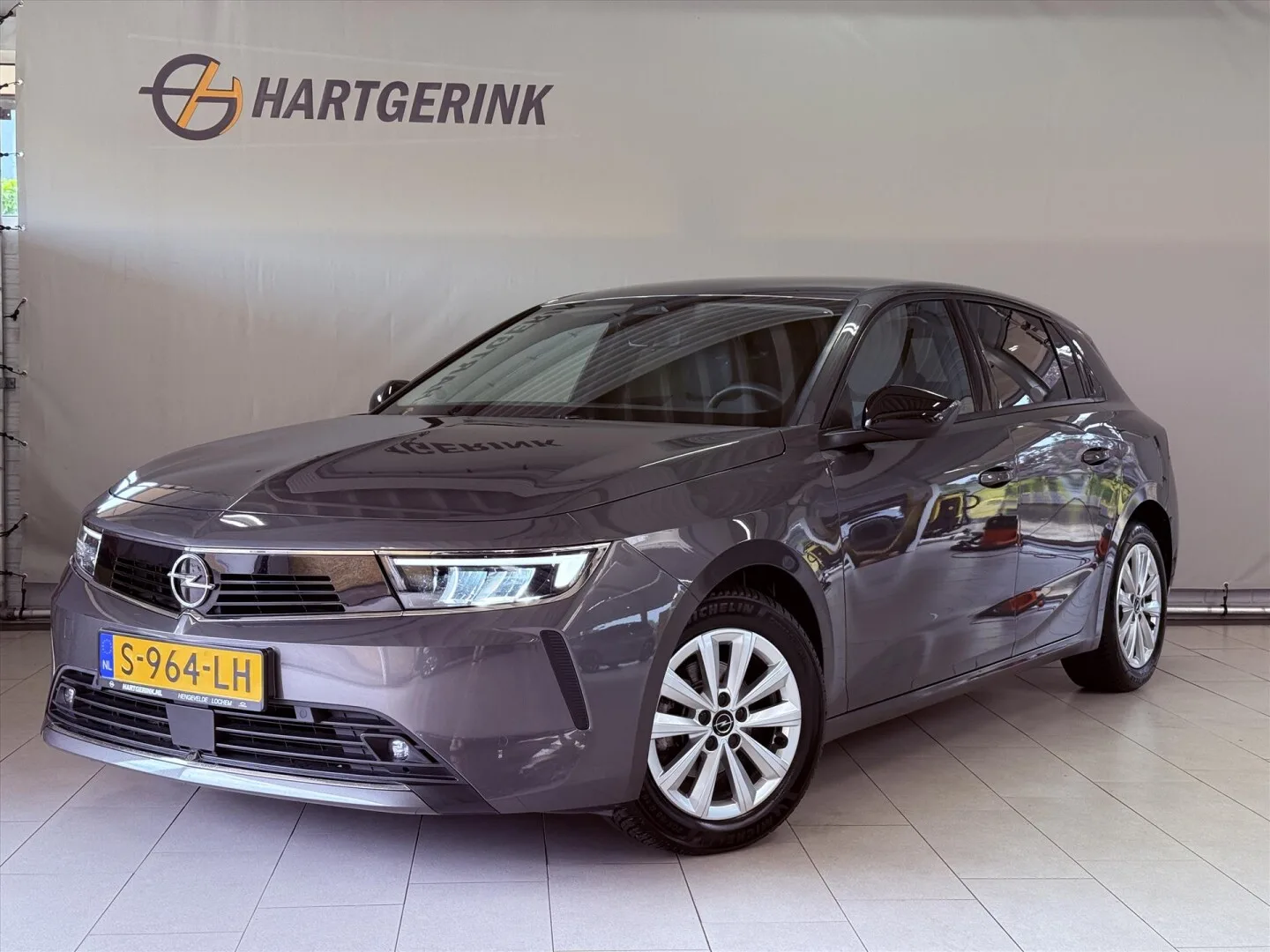 Opel Astra (2023) — foto 1