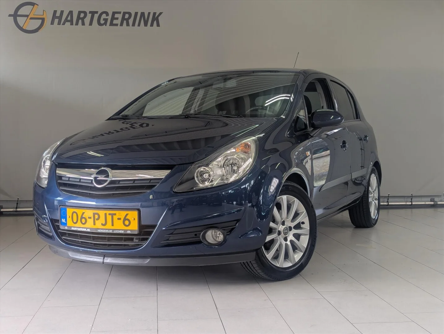 Opel Corsa (2011) — foto 1