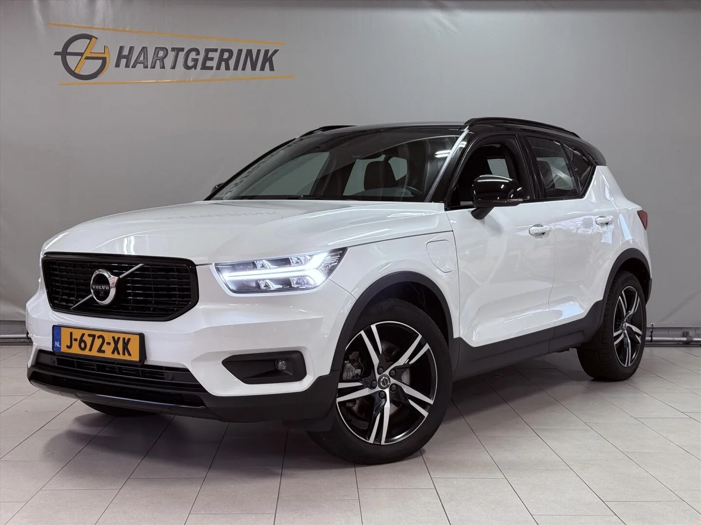 Volvo XC40 (2020) — foto 1