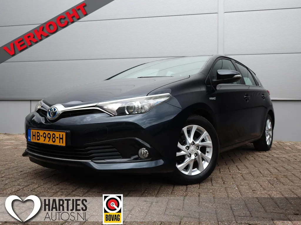 Toyota Auris (2015) — foto 1