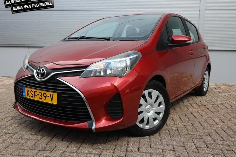 Toyota Yaris (2015)