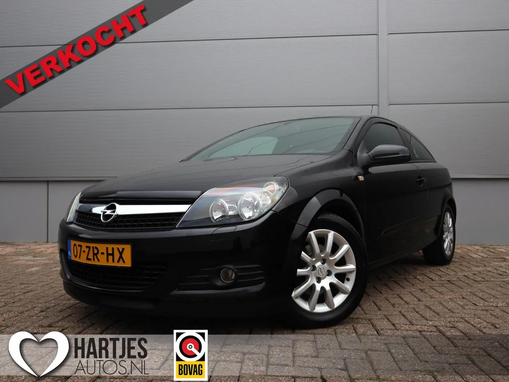 Opel Astra (2008) — foto 1