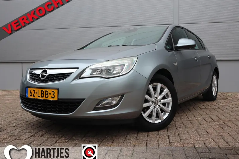 Opel Astra (2010)