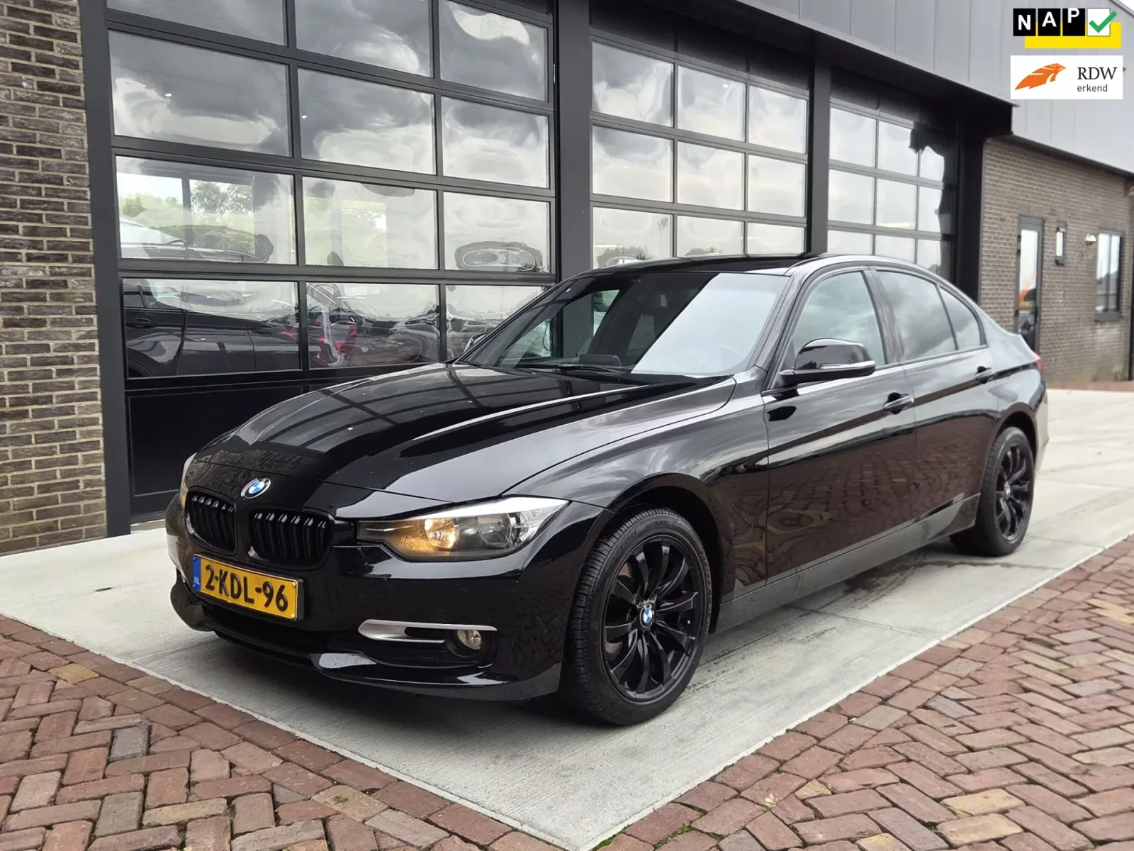 BMW 3-Serie (2013) — foto 1