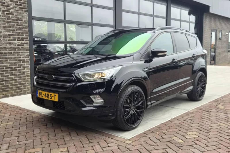 Ford Kuga (2017)