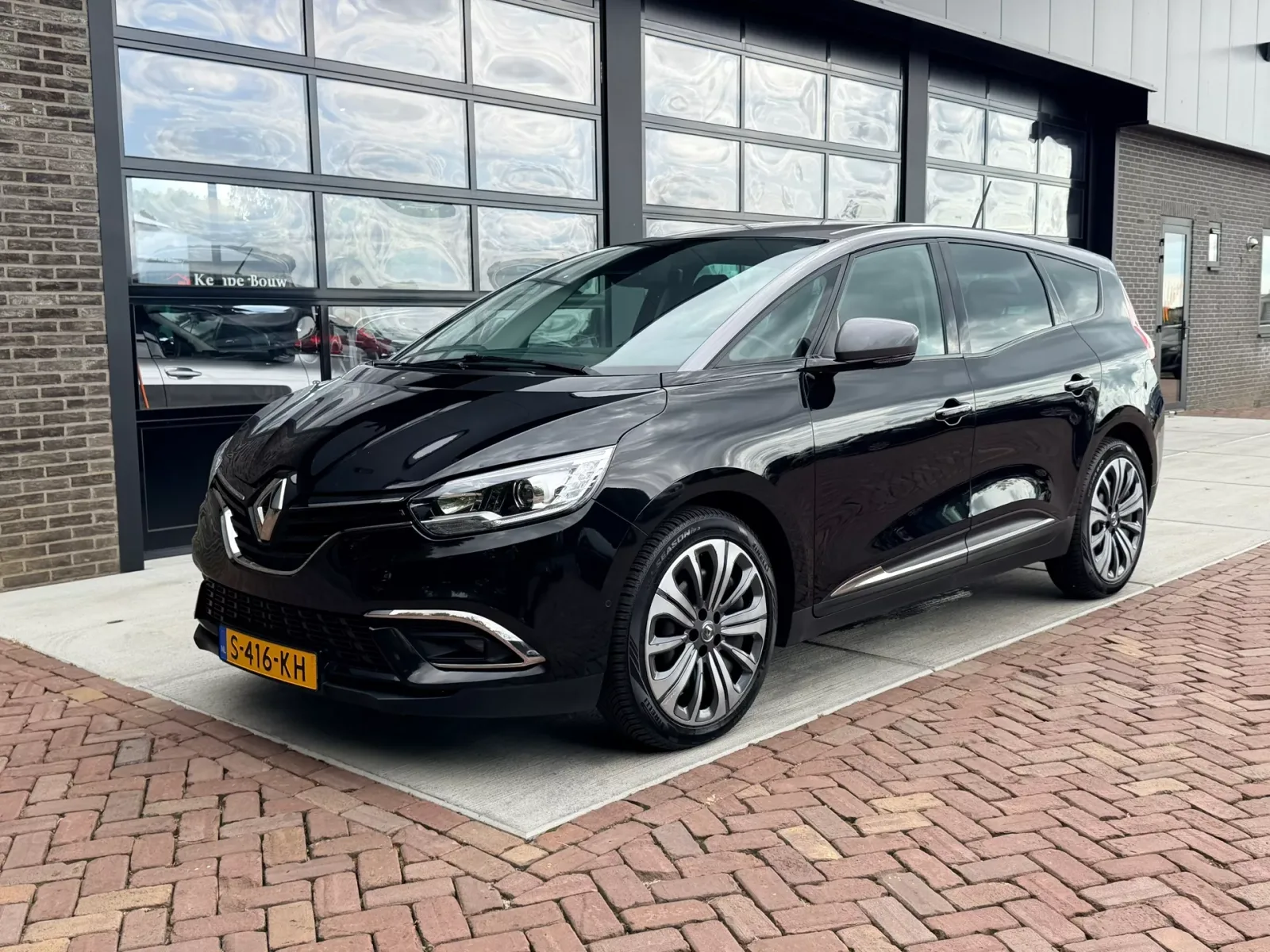 Renault Grand Scénic (2021) — foto 1