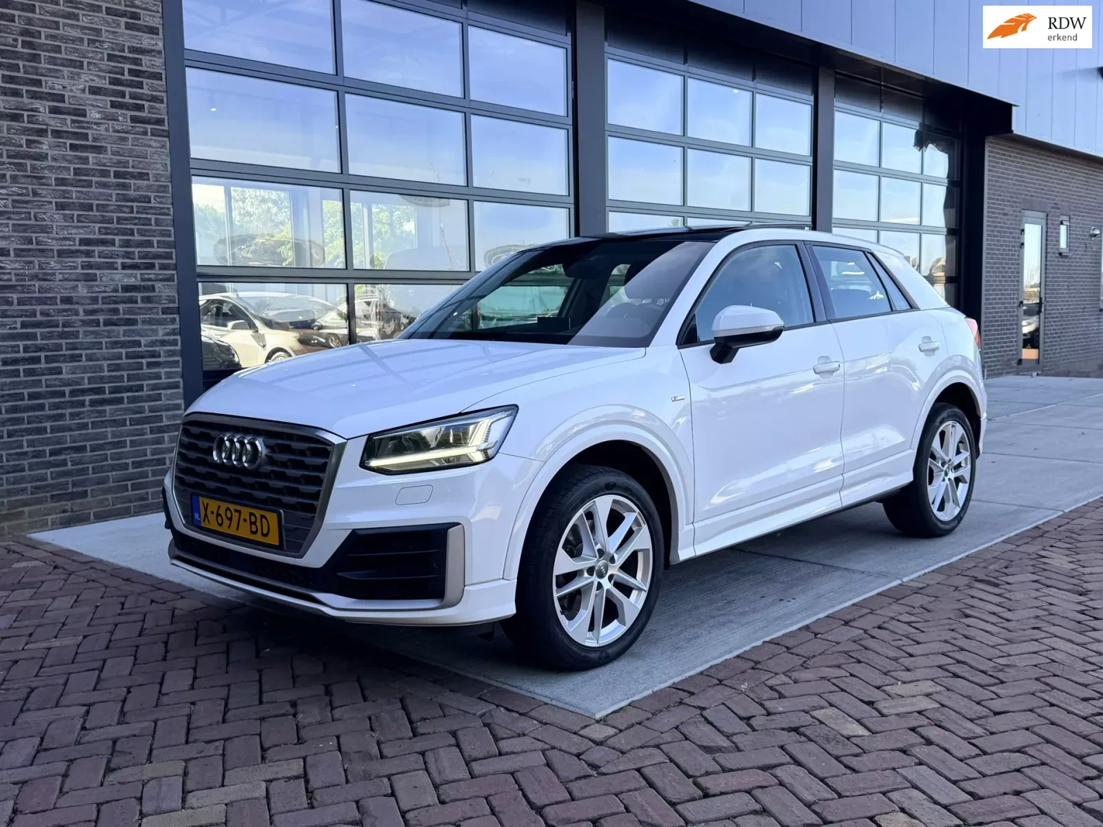 Audi Q2 (2017) — foto 1