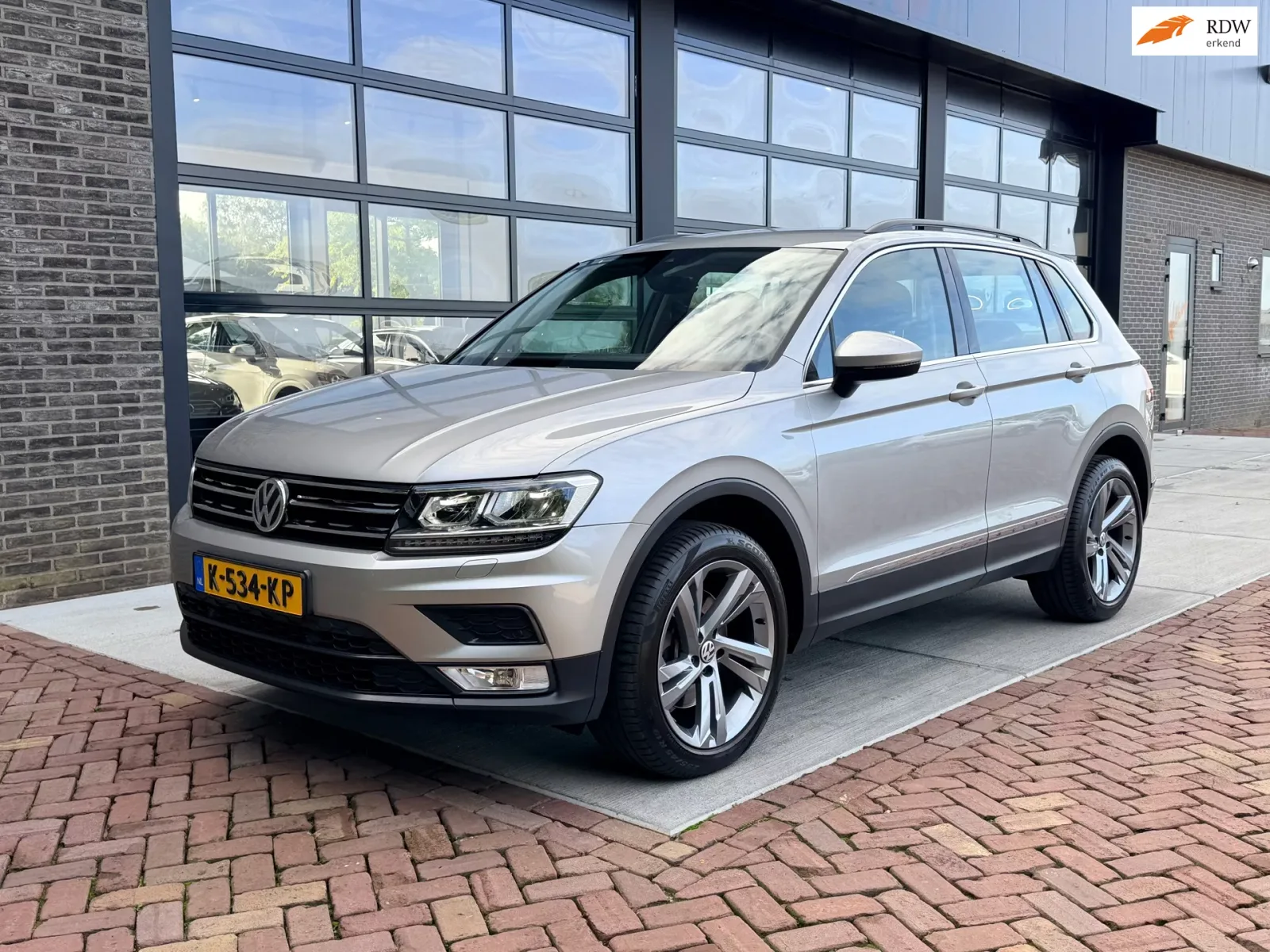 Volkswagen Tiguan (2016) — foto 1