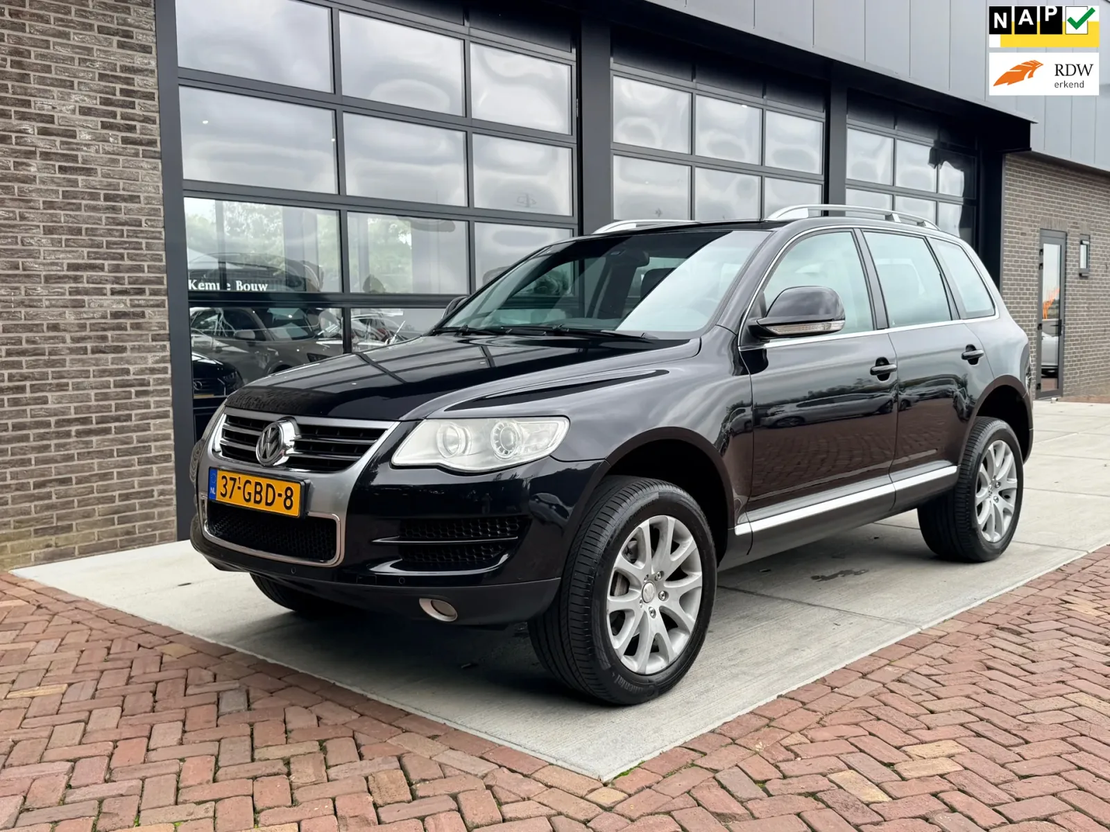 Volkswagen Touareg (2008) — foto 1