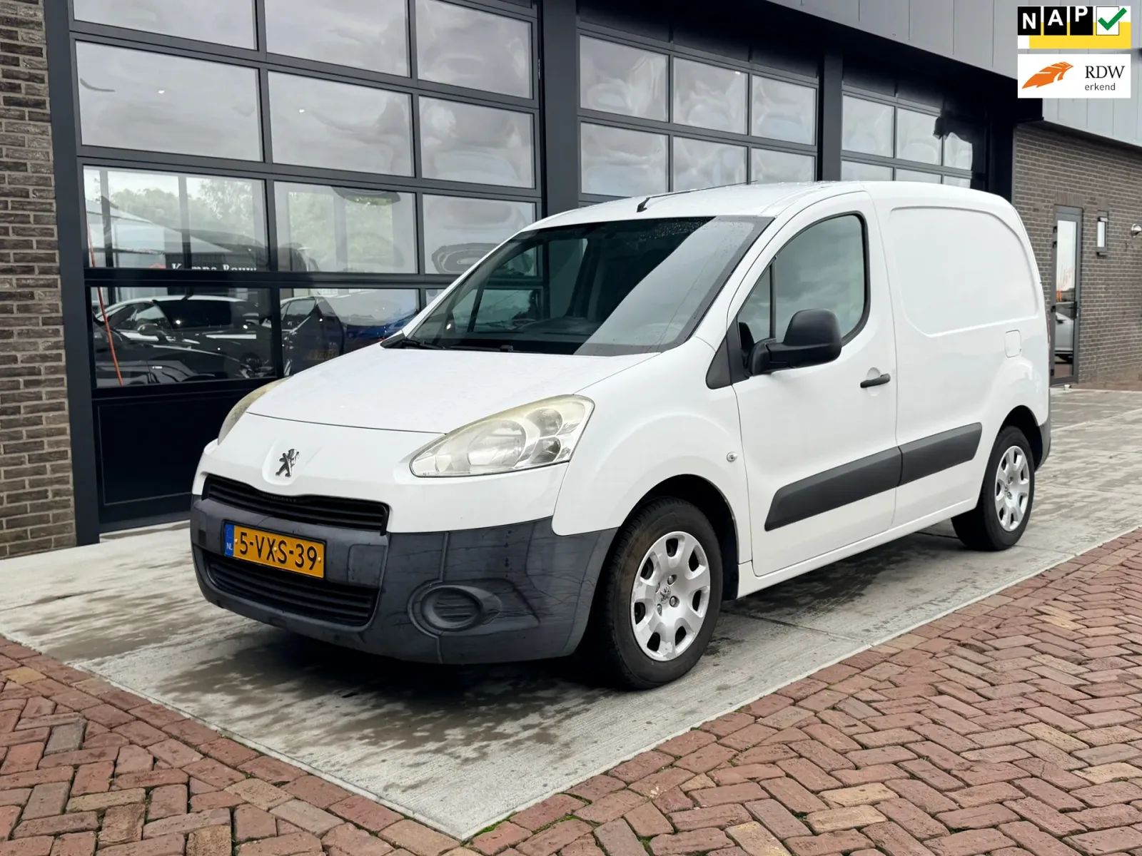 Peugeot Partner (2012) — foto 1