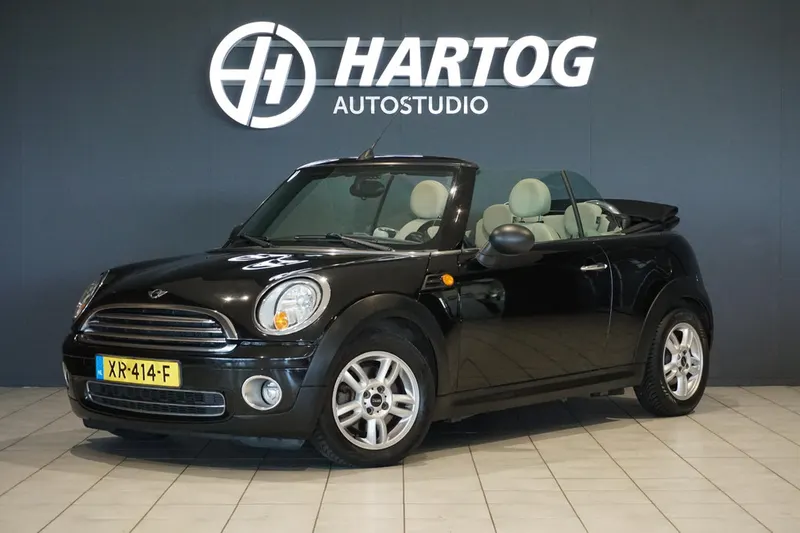 MINI Cabrio (2011)
