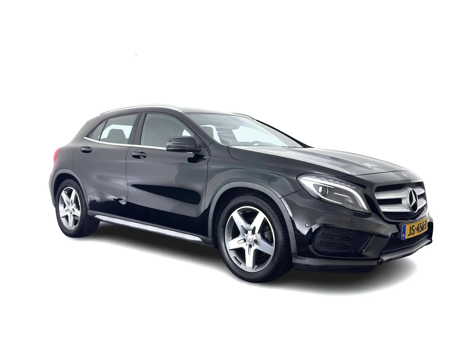 Mercedes-Benz GLA-Klasse (2016) — foto 1
