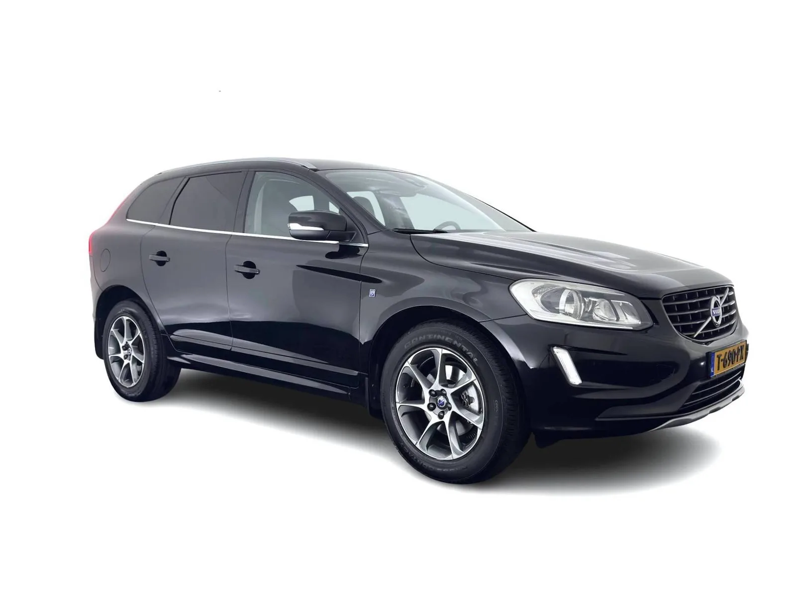 Volvo XC60 (2015) — foto 1