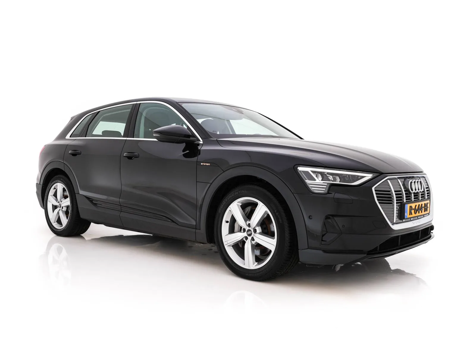 Audi e-tron (2022) — foto 1