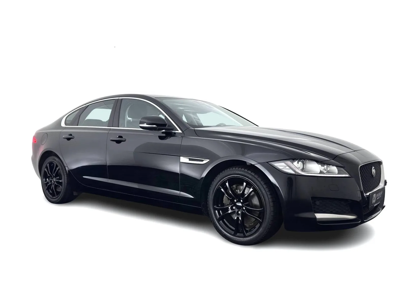 Jaguar XF (2019) — foto 1