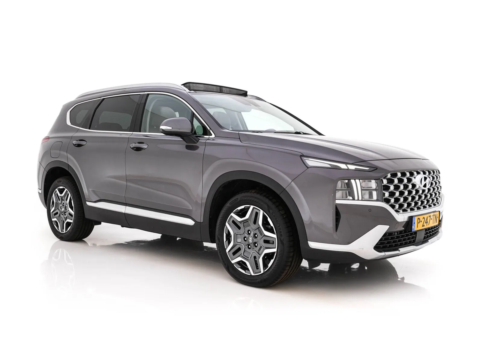 Hyundai Santa Fe (2022) — foto 1