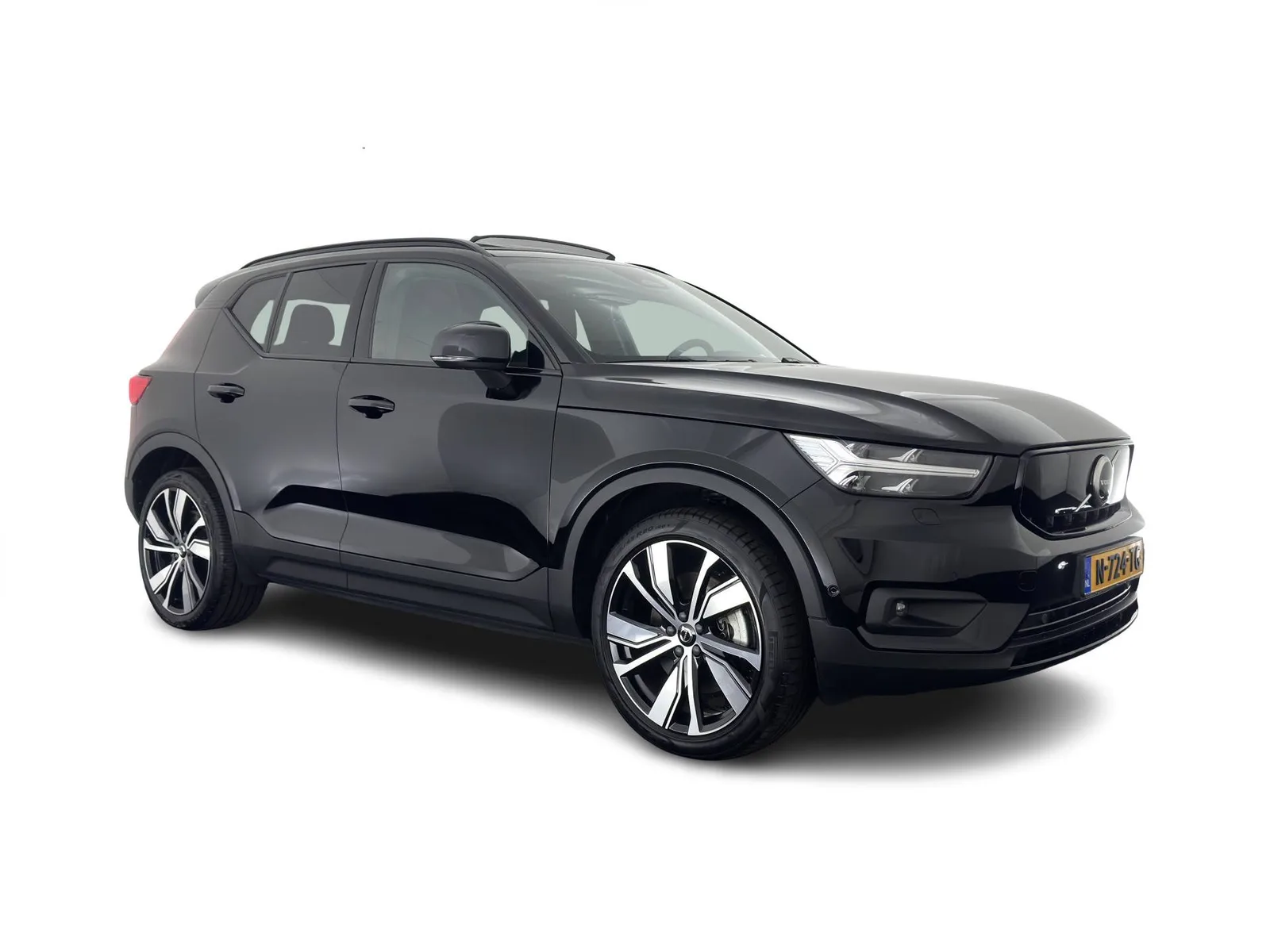 Volvo XC40 (2021) — foto 1