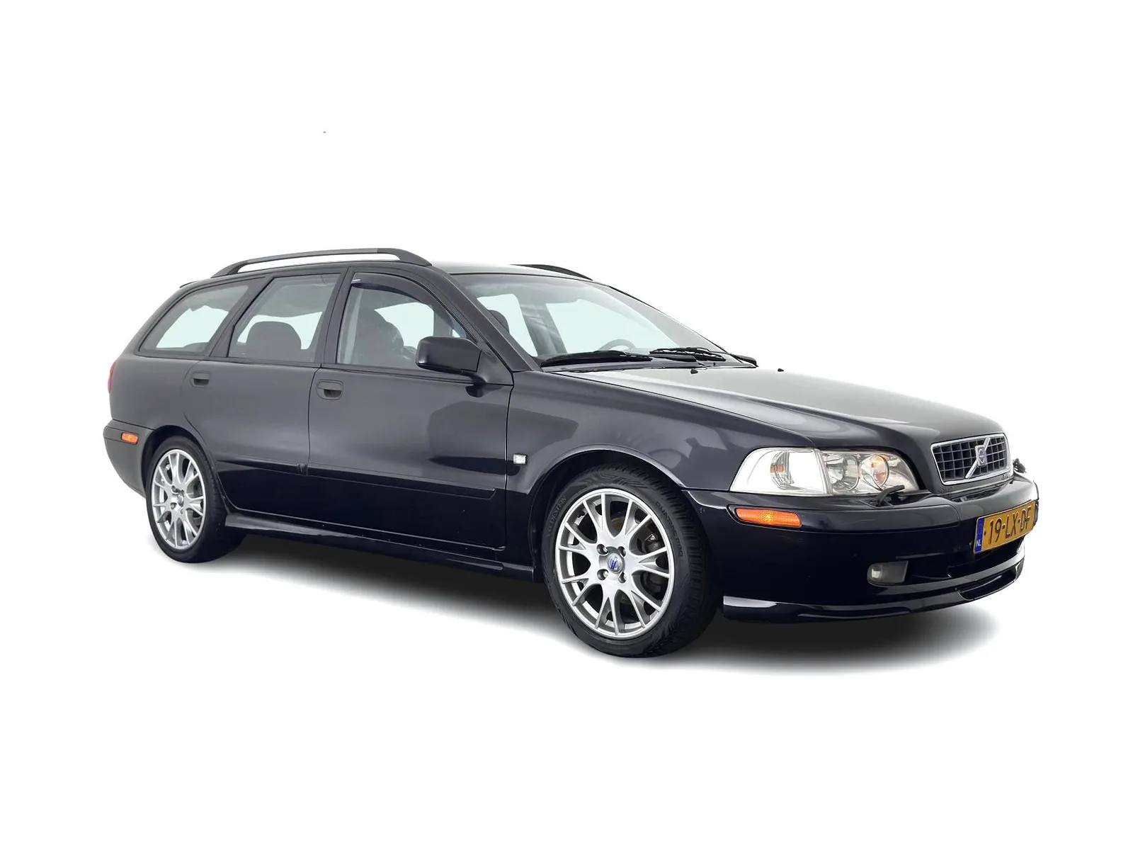 Volvo V40 (2003) — foto 1