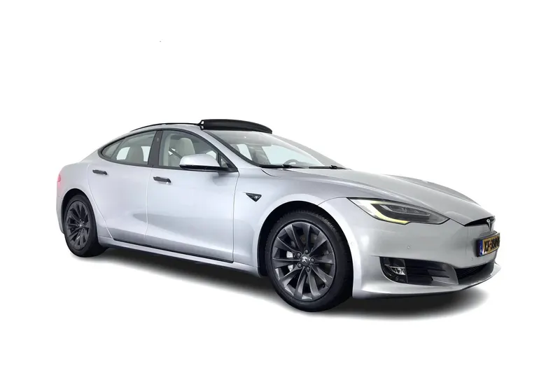 Tesla Model S (2018)