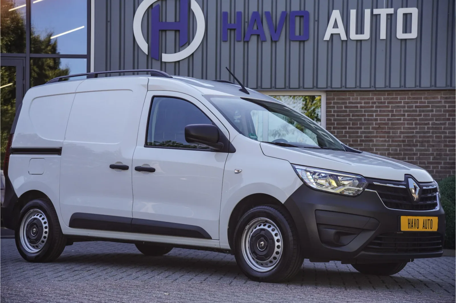 Renault Express (2021) — foto 1