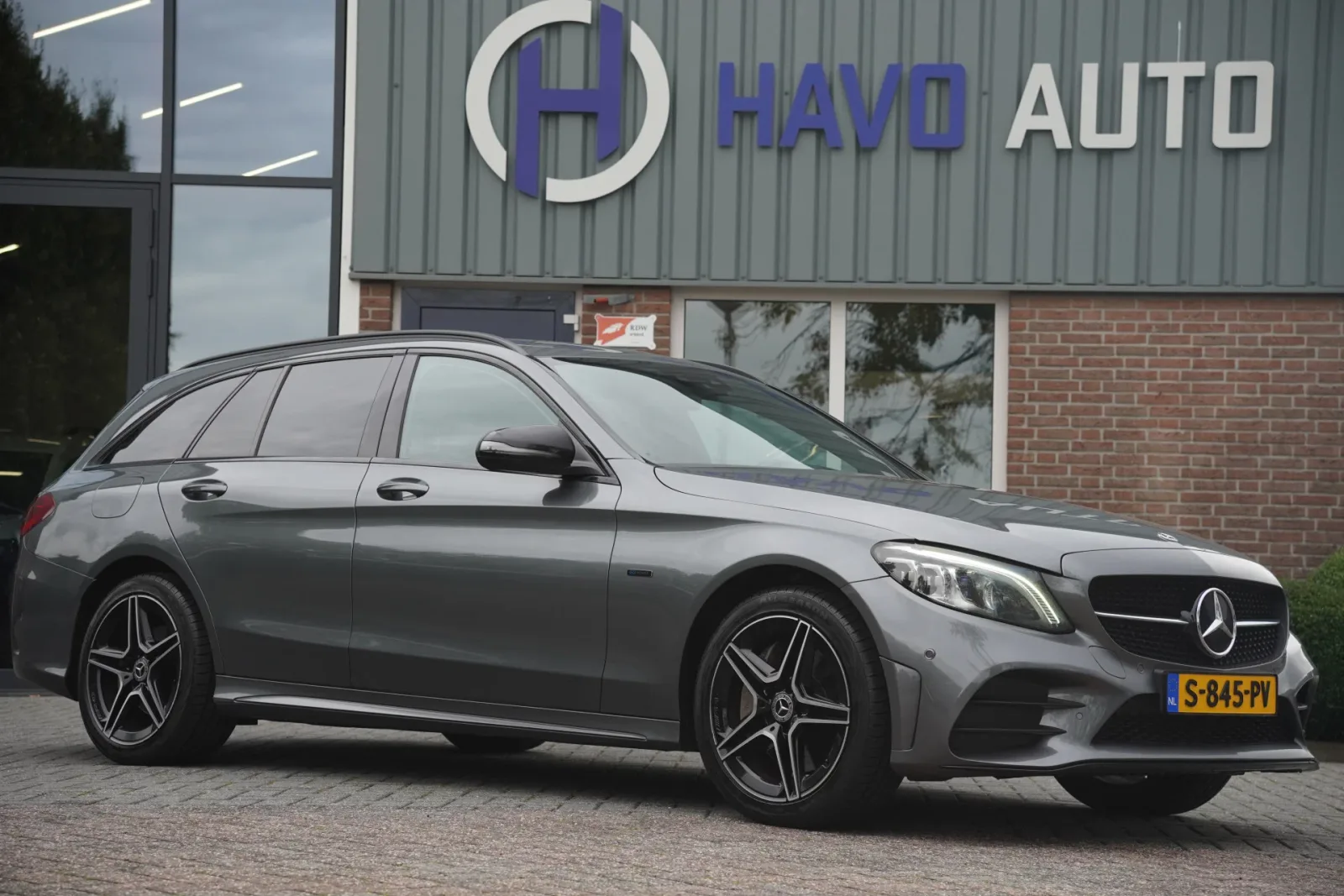Mercedes-Benz C-Klasse (2021) — foto 1