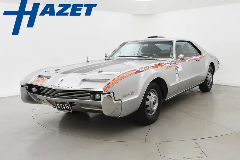 Oldsmobile Toronado (1966)