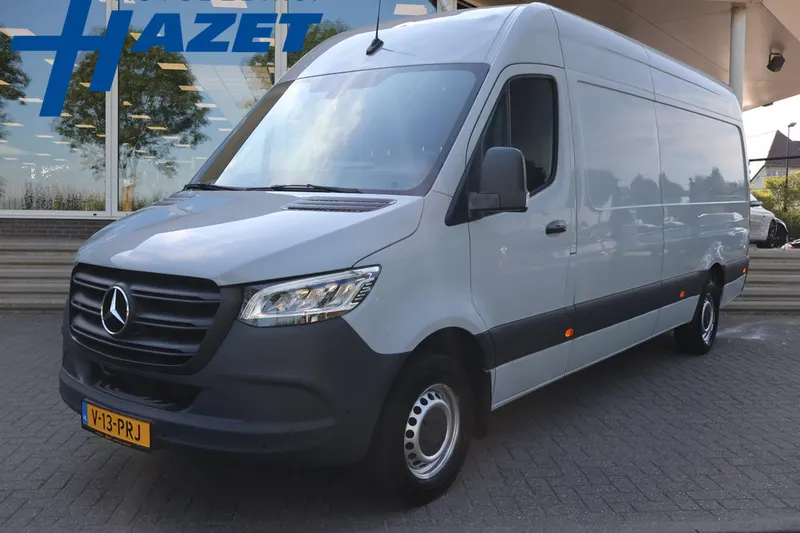Mercedes-Benz Sprinter (2023)
