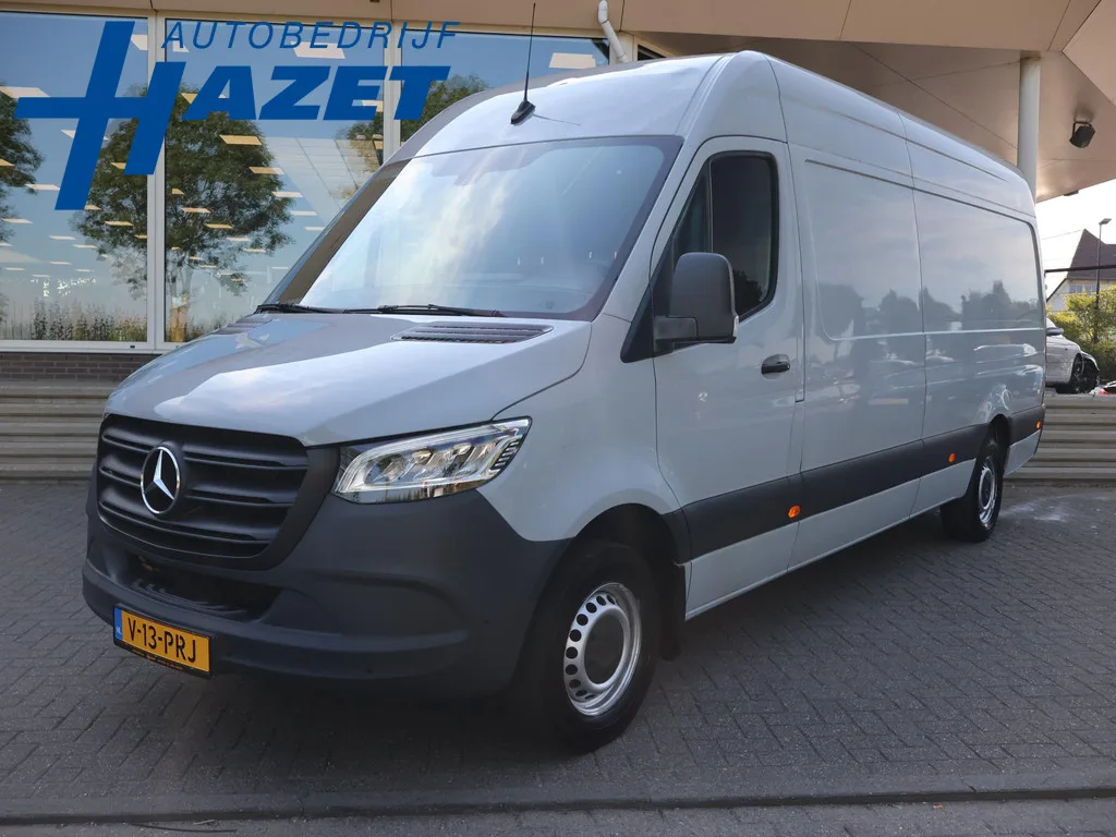 Mercedes-Benz Sprinter (2023) — foto 1