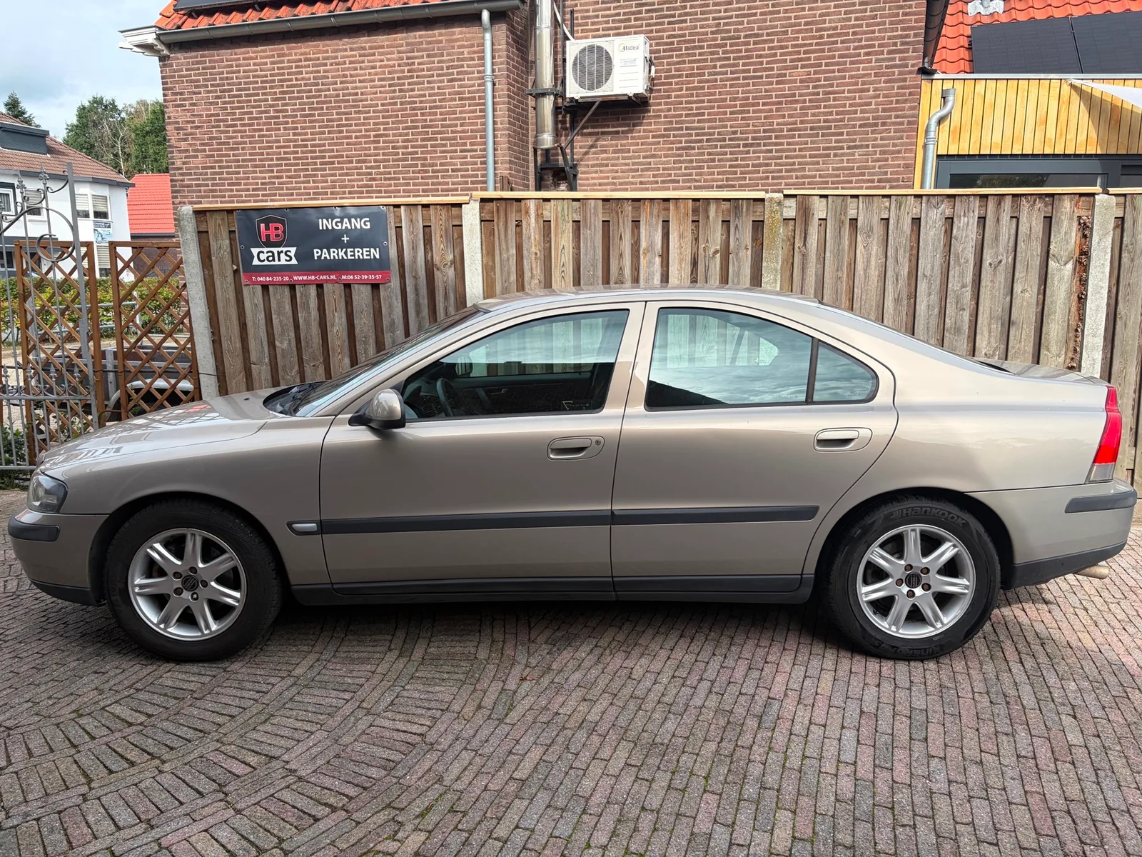 Volvo S60 (2001) — foto 1
