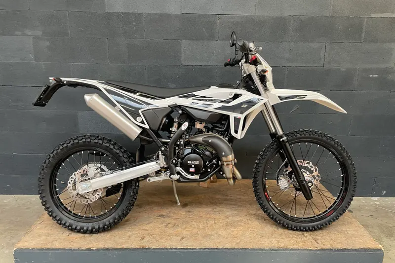 Beta RR50 2T Enduro Sport Wit 50 Enduro Sport (2026)
