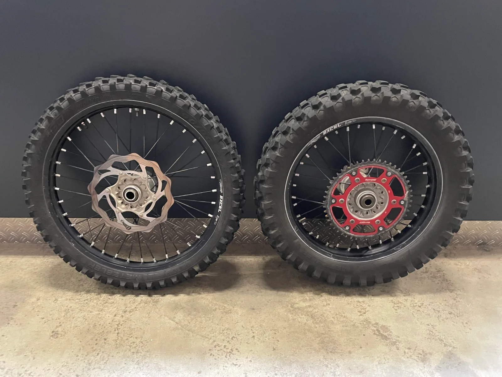 Gebruikte Gebruikte Beta enduro wielen (2026) — foto 1