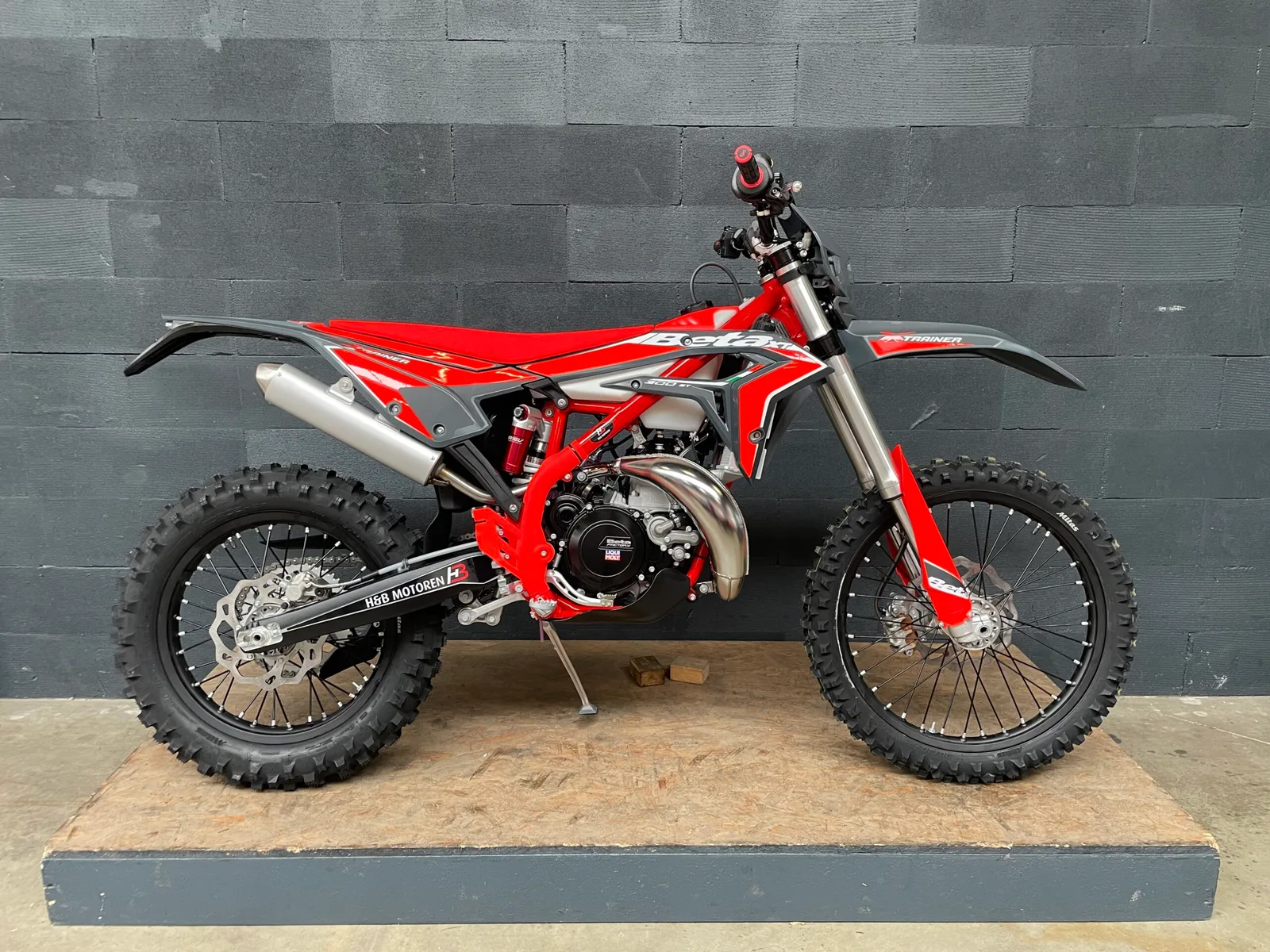 Beta Xtrainer 300 (2026) — foto 1