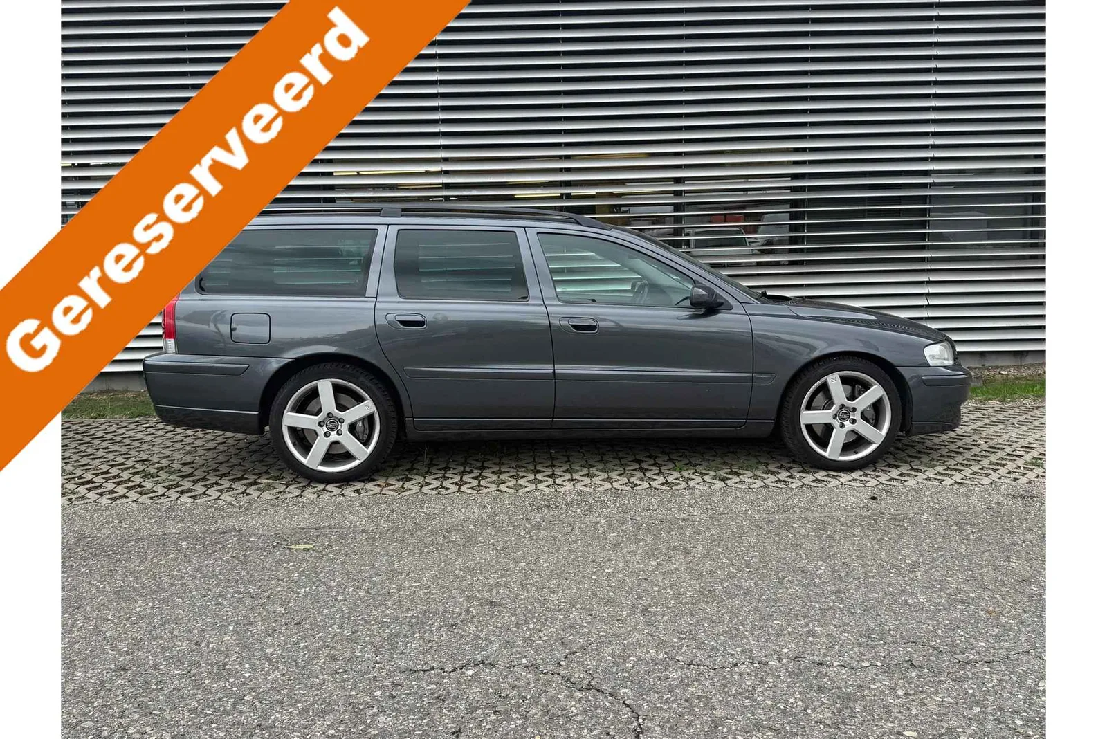 Volvo V70 (2006) — foto 1