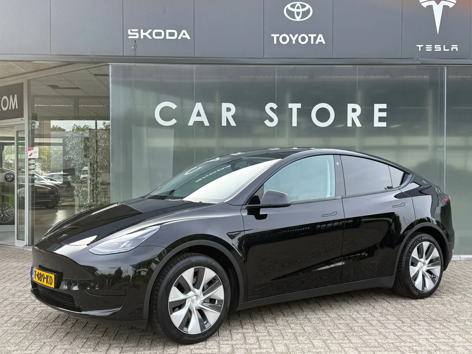 Tesla Model Y (2023) — foto 1