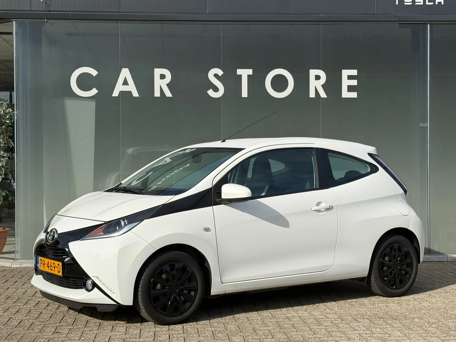 Toyota Aygo (2017) — foto 1
