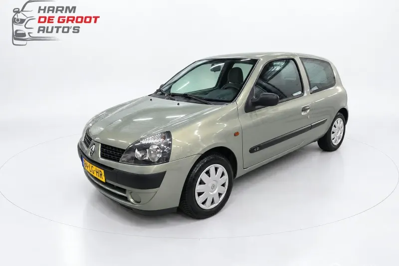 Renault Clio (2002)